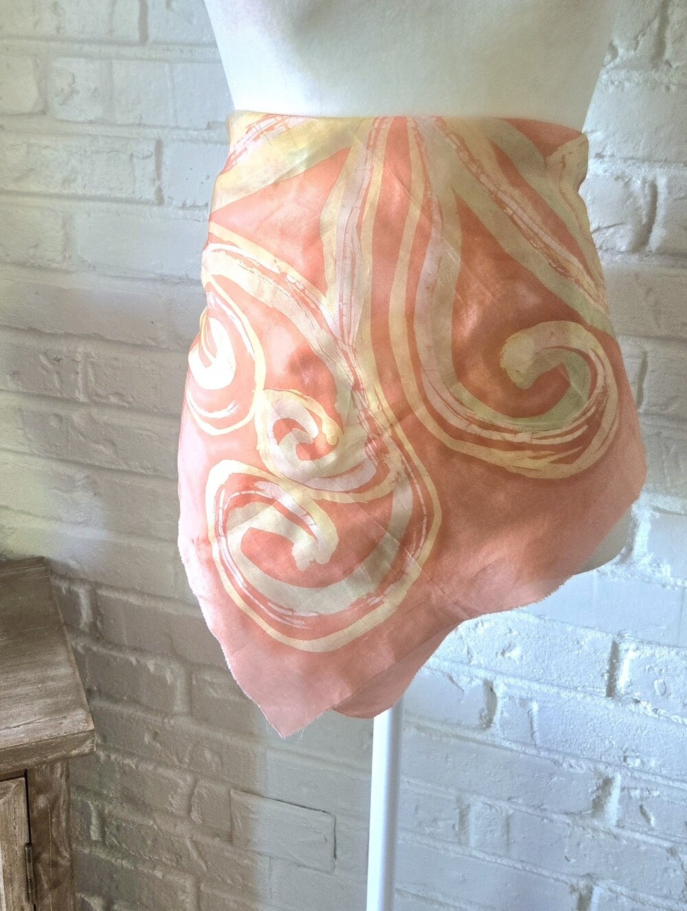 Vtg 100% Silk Coral Pink Swirl Motif Scarf, Square, 24"